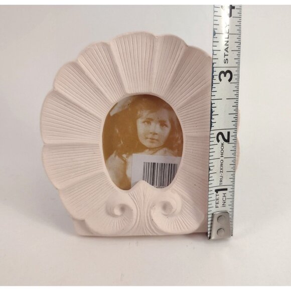 Small Vintage Ornate Ceramic Oval Picture Frame 3.5" X 3.5" With Easel Stand - Picture 6 of 6